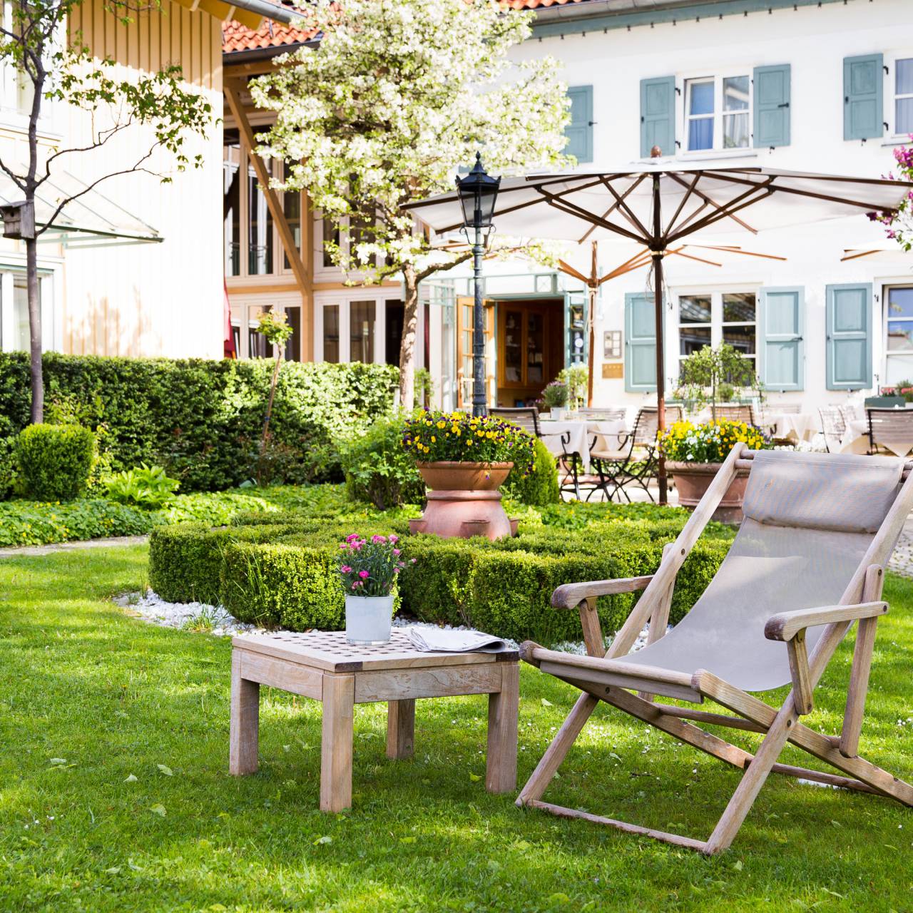 Garden in Hotel Seitner Hof in Pullach in the Isar Valley