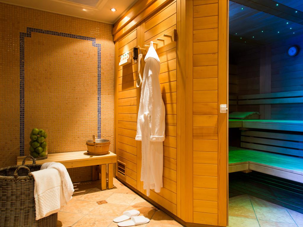 Sauna Starnberg Wellness At Lake Starnberger 2020 04 14